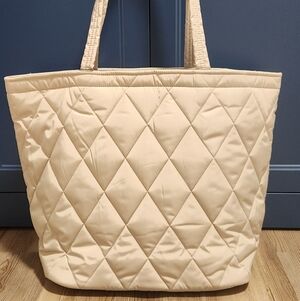 Quilted Cream Tote Bag with Diamond Stitch